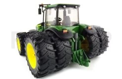 Bruder 3052 John Deere 7930 Dubbellucht -Chique Speelgoed Winkel 11c4a3bd733909e57cf5eeeeac0d4c9d9aa491272e8b6f3698410c72939f9649