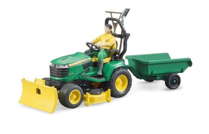 Bruder 62104 John Deere Zitmaaier Met Tuinman En Accessoires 4 Bruder 62104 John Deere Zitmaaier Met Tuinman En Accessoires - Afbeelding 2