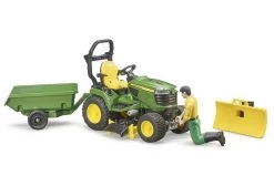 Bruder 62104 John Deere Zitmaaier Met Tuinman En Accessoires 13 Bruder 62104 John Deere Zitmaaier Met Tuinman En Accessoires -Chique Speelgoed Winkel grasmaaier.jpg 2.jpg 3