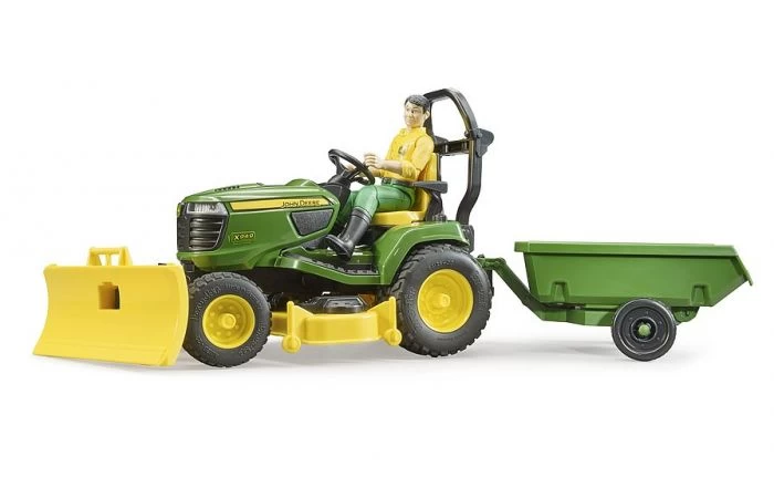 Bruder 62104 John Deere Zitmaaier Met Tuinman En Accessoires 3 Bruder 62104 John Deere Zitmaaier Met Tuinman En Accessoires